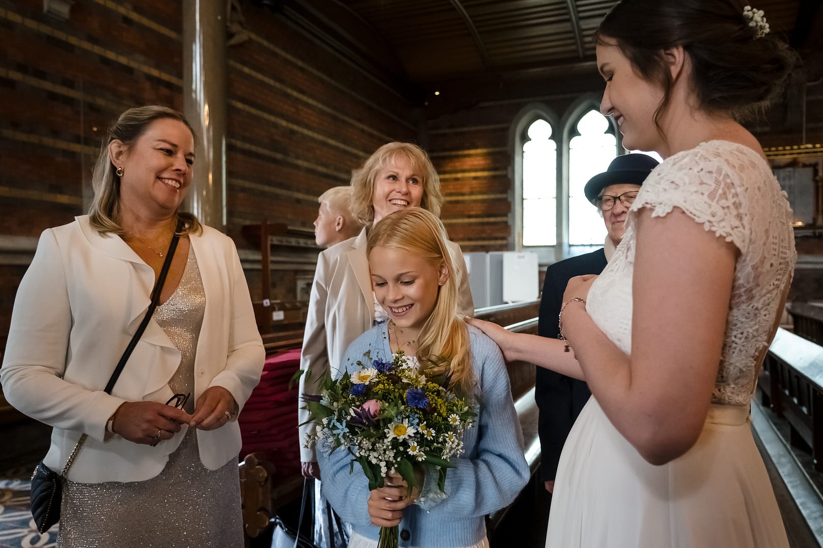 Bröllop ceremoni på Allhelgonakyrkan av Bröllopsfotograf Lund