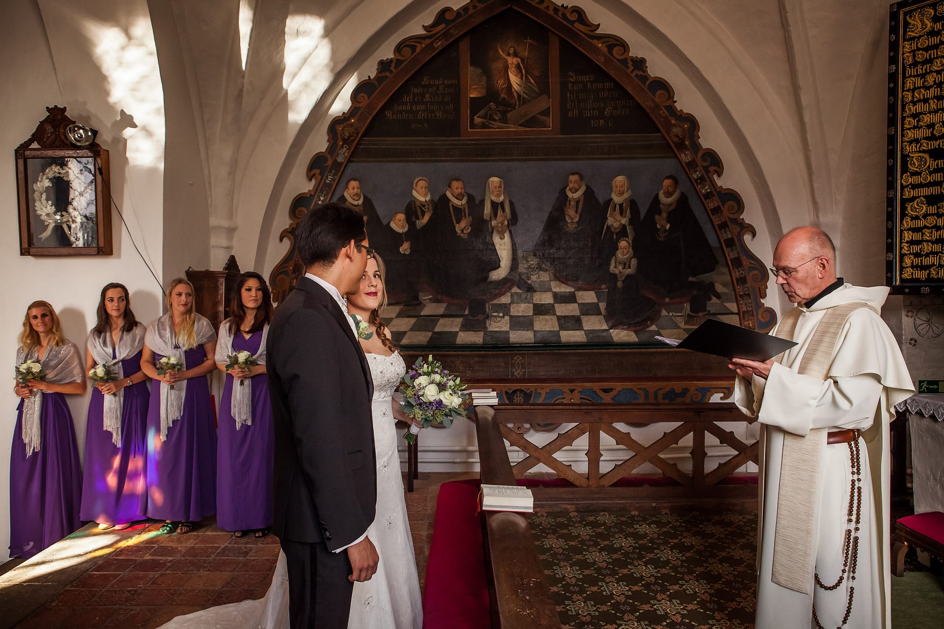 Bröllop på Bosjökloster av bröllopsfotograf Malmö