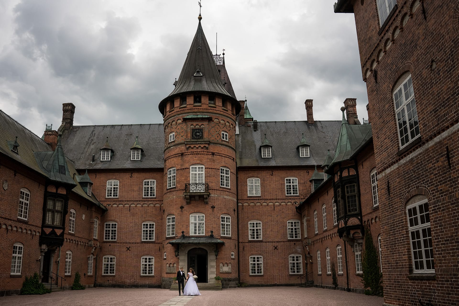 Trollenäs slott av Bröllopsfotograf Skåne